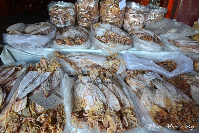 Dried squid - one of Vietnam's most favorite seafood